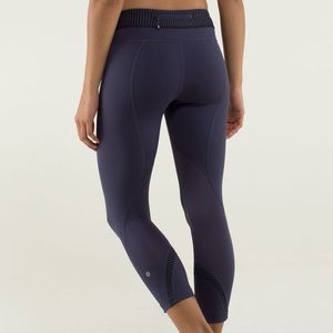 Lululemon Run 4 Inspire Crop II Cadet Blue stripe